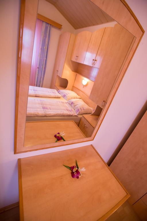 Apartments Dunja Piric Lopar Quarto foto